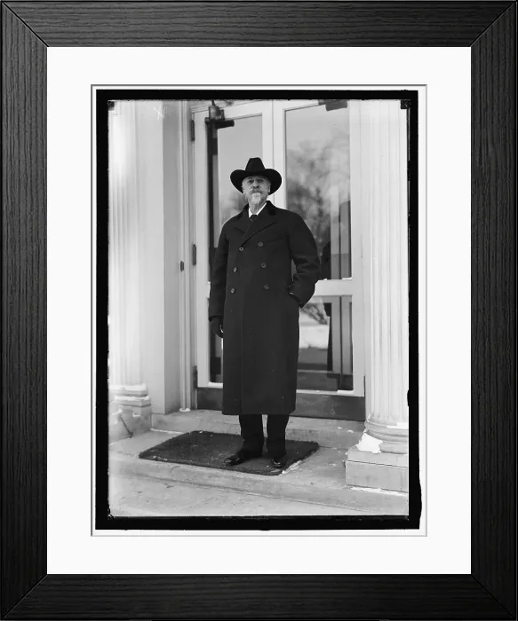 Framed Print : Buffalo Bill Cody, between 1913 and 1917. Creator: Harris & Ewing. Buffalo Bill Cody, between 1913 and 1917. Creator: Harris & Ewing Framed Print : Buffalo Bill Cody, between 1913 and 1917. Creator: Harris & Ewing. Buffalo Bill Cody, between 1913 and 1917. Creator: Harris & Ewing