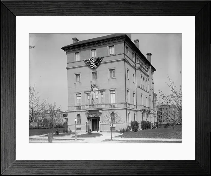 Framed Print : Residence of Samuel Miller Breckinridge Long, 3rd Asst. Secretary of State, Washington DC, 1917. Creator: Harris & Ewing. Residence of Samuel Miller Breckinridge Long, 3rd Asst. Secretary of State, Washington DC, 1917. Creator: Harris & Ewing Framed Print : Residence of Samuel Miller Breckinridge Long, 3rd Asst. Secretary of State, Washington DC, 1917. Creator: Harris & Ewing. Residence of Samuel Miller Breckinridge Long, 3rd Asst. Secretary of State, Washington DC, 1917. Creator: Harris & Ewing