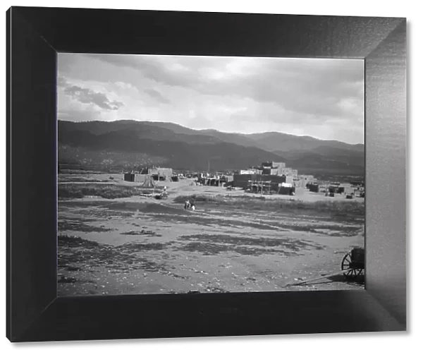 [Taos Pueblo, New Mexico], between 1899 and 1928. Creator: Arnold Genthe