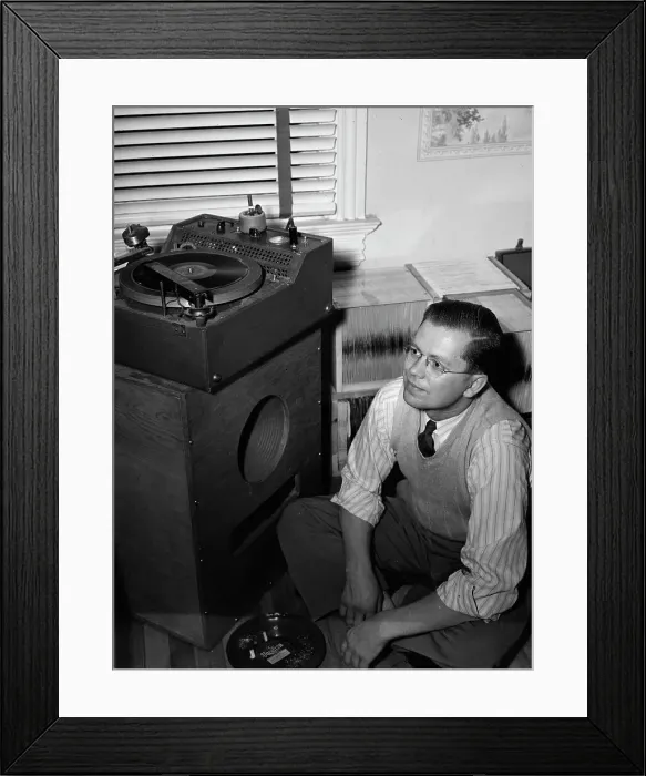Framed Print : Portrait of Gordon Gullickson in his shop, 1100 25th Street NW, Washington, D.C. ca. Dec. 1941. Creator: William Paul Gottlieb Framed Print : Portrait of Gordon Gullickson in his shop, 1100 25th Street NW, Washington, D.C. ca. Dec. 1941. Creator: William Paul Gottlieb