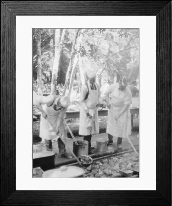 Framed Print : Moore, George Gordon, barbecue, 1927 Aug. Creator: Arnold Genthe Framed Print : Moore, George Gordon, barbecue, 1927 Aug. Creator: Arnold Genthe