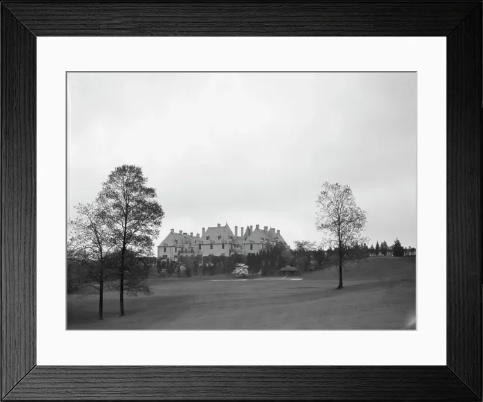 Framed Print : Kahn, Otto H. Mr. estate, 1928 Creator: Arnold Genthe Framed Print : Kahn, Otto H. Mr. estate, 1928 Creator: Arnold Genthe