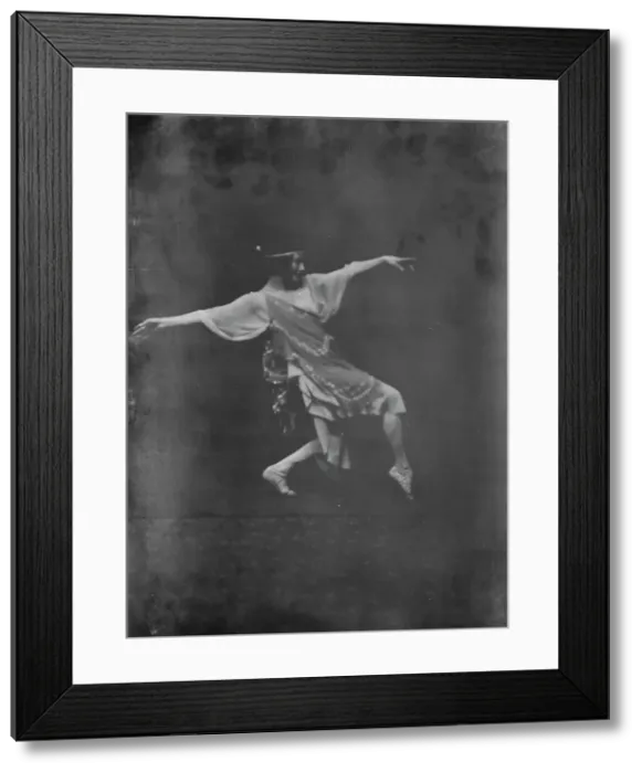 Framed Print : Pavlova, Anna, Madame, 1915 Nov. 8. Creator: Arnold Genthe Framed Print : Pavlova, Anna, Madame, 1915 Nov. 8. Creator: Arnold Genthe