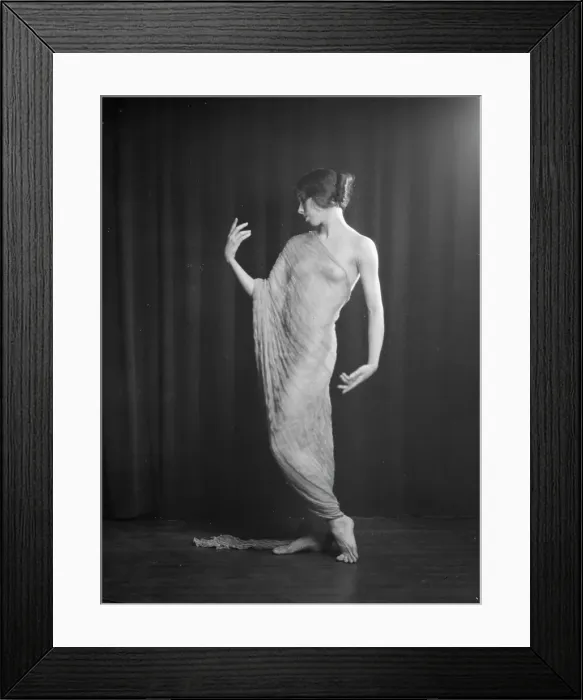 Framed Print : Severn, Margaret, Miss, 1923 Creator: Arnold Genthe Framed Print : Severn, Margaret, Miss, 1923 Creator: Arnold Genthe