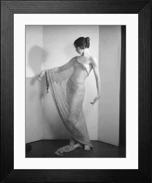 Framed Print : Severn, Margaret, Miss, 1923 Creator: Arnold Genthe Framed Print : Severn, Margaret, Miss, 1923 Creator: Arnold Genthe