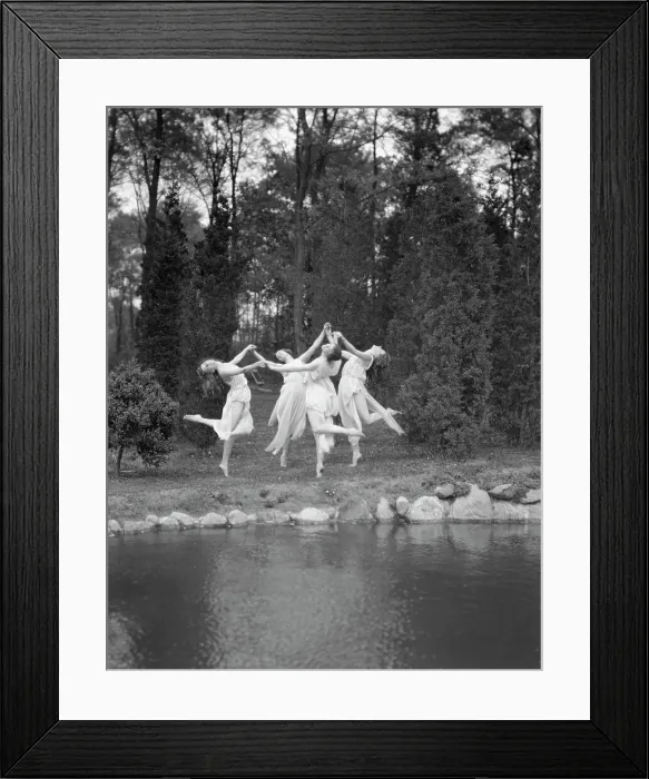 Framed Print : Marion Morgan dancers, between 1914 and 1927. Creator: Arnold Genthe Framed Print : Marion Morgan dancers, between 1914 and 1927. Creator: Arnold Genthe