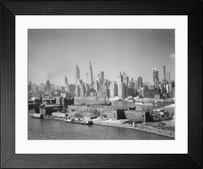 Framed Print : New York City views, between 1931 and 1938. Creator: Arnold Genthe Framed Print : New York City views, between 1931 and 1938. Creator: Arnold Genthe