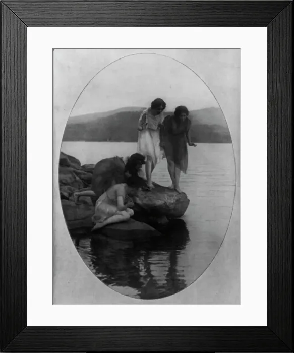 Framed Print : A plastic group, 1914. Creator: Frances Benjamin Johnston Framed Print : A plastic group, 1914. Creator: Frances Benjamin Johnston