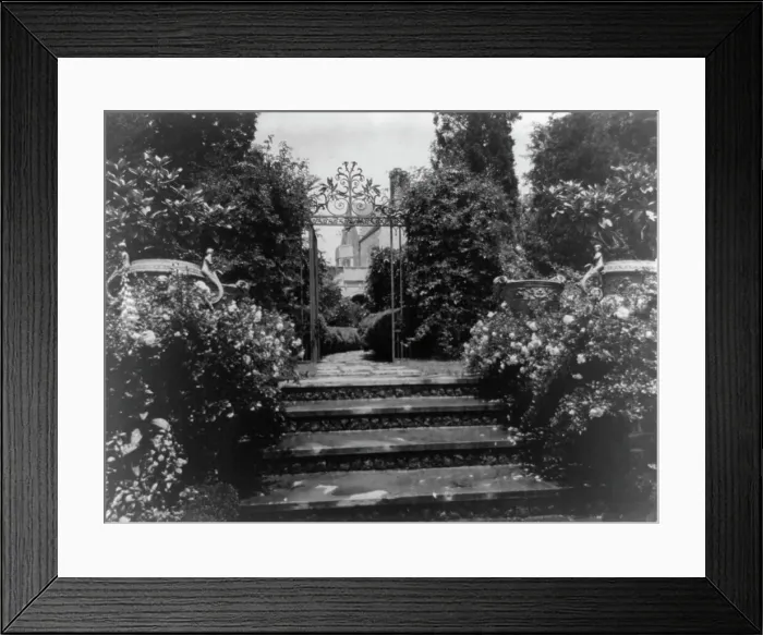 Framed Print : Planting Fields William Robertson Coe house, 1395 Planting Fields Road, Oyster Bay, New York, 1926 Creator: Frances Benjamin Johnston. Planting Fields William Robertson Coe house, 1395 Planting Fields Road, Oyster Bay, New York Framed Print : Planting Fields William Robertson Coe house, 1395 Planting Fields Road, Oyster Bay, New York, 1926 Creator: Frances Benjamin Johnston. Planting Fields William Robertson Coe house, 1395 Planting Fields Road, Oyster Bay, New York