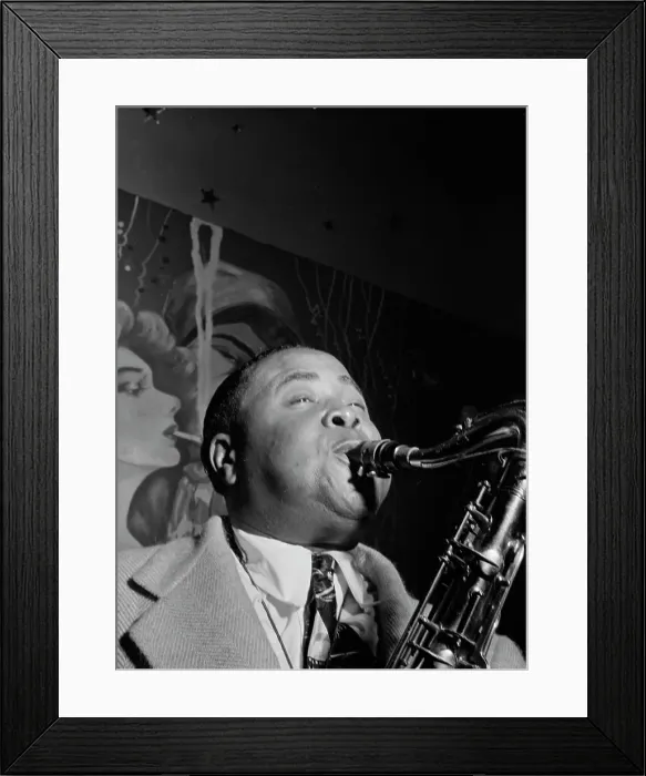 Framed Print : Portrait of Gene Sedric, The Place, New York, N.Y. ca. July 1946. Creator: William Paul Gottlieb Framed Print : Portrait of Gene Sedric, The Place, New York, N.Y. ca. July 1946. Creator: William Paul Gottlieb