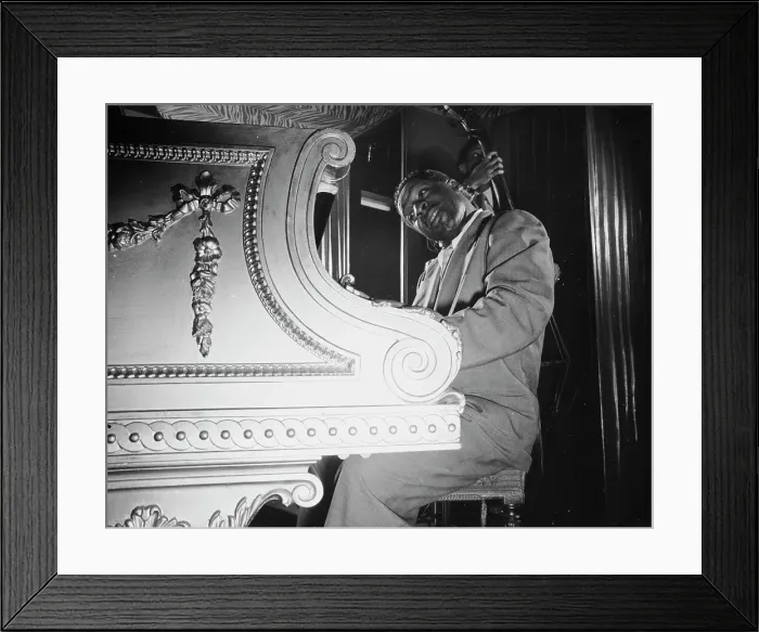 Framed Print : Portrait of Erroll Garner, New York, N.Y. 1946. Creator: William Paul Gottlieb Framed Print : Portrait of Erroll Garner, New York, N.Y. 1946. Creator: William Paul Gottlieb
