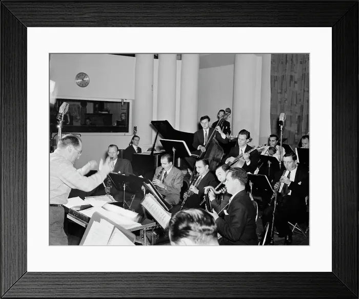 Framed Print : Portrait of Jerry Gray, New York, N.Y.(?), 1938. Creator: William Paul Gottlieb Framed Print : Portrait of Jerry Gray, New York, N.Y.(?), 1938. Creator: William Paul Gottlieb