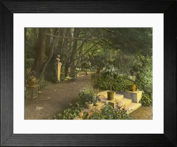 Framed Print : Myron Hunt house, 200 North Grand Avenue, Pasadena, California, 1917. Creator: Frances Benjamin Johnston Framed Print : Myron Hunt house, 200 North Grand Avenue, Pasadena, California, 1917. Creator: Frances Benjamin Johnston