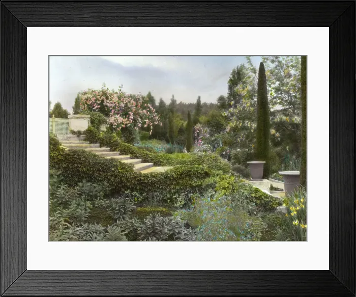 Framed Print : James Kennedy Moffitt house, 86 Sea View Avenue, Piedmont, California, 1917. Creator: Frances Benjamin Johnston Framed Print : James Kennedy Moffitt house, 86 Sea View Avenue, Piedmont, California, 1917. Creator: Frances Benjamin Johnston