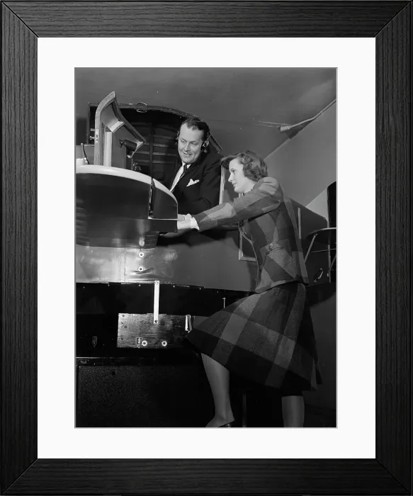 Framed Print : Portrait of Vaughn Monroe, 1938. Creator: William Paul Gottlieb Framed Print : Portrait of Vaughn Monroe, 1938. Creator: William Paul Gottlieb
