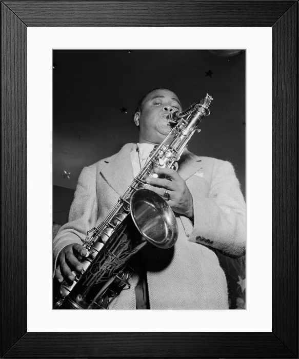 Framed Print : Portrait of Gene Sedric, The Place, New York, N.Y. ca. July 1946. Creator: William Paul Gottlieb Framed Print : Portrait of Gene Sedric, The Place, New York, N.Y. ca. July 1946. Creator: William Paul Gottlieb