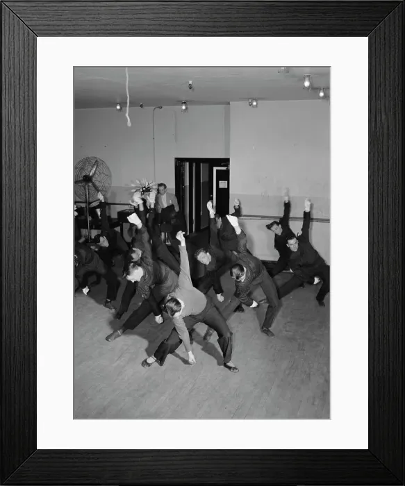 Framed Print : Portrait of Lee Sherman, Radio City Music Hall, New York, N.Y. ca. June 1947. Creator: William Paul Gottlieb Framed Print : Portrait of Lee Sherman, Radio City Music Hall, New York, N.Y. ca. June 1947. Creator: William Paul Gottlieb