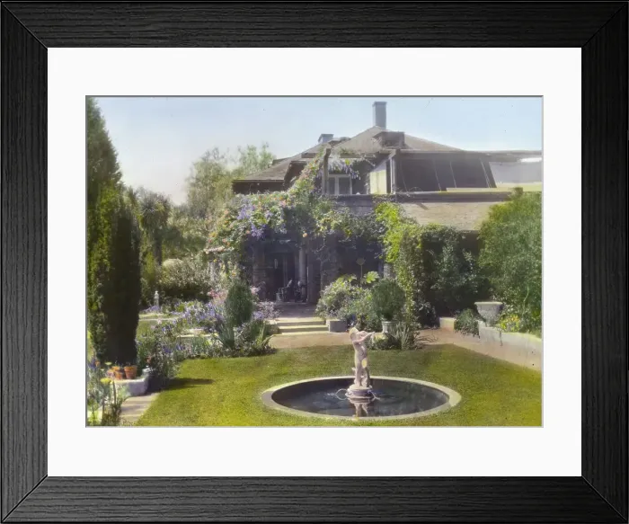 Framed Print : Myron Hunt house, 200 North Grand Avenue, Pasadena, California, 1917. Creator: Frances Benjamin Johnston Framed Print : Myron Hunt house, 200 North Grand Avenue, Pasadena, California, 1917. Creator: Frances Benjamin Johnston