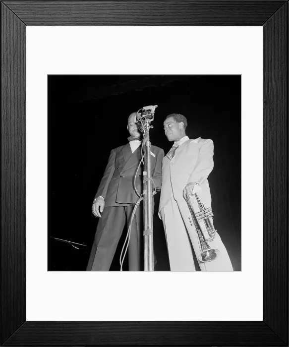 Framed Print : Portrait of Louis Armstrong, Carnegie Hall, New York, N.Y. ca. Feb. 1947. Creator: William Paul Gottlieb Framed Print : Portrait of Louis Armstrong, Carnegie Hall, New York, N.Y. ca. Feb. 1947. Creator: William Paul Gottlieb