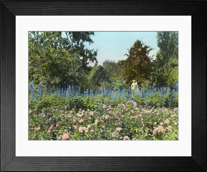 Framed Print : Newmar, Senator George Almer Newhall house, 1761 Manor Drive, Hillsborough, California, 1917. Creator: Frances Benjamin Johnston. Newmar, Senator George Almer Newhall house, 1761 Manor Drive, Hillsborough, California, 1917 Framed Print : Newmar, Senator George Almer Newhall house, 1761 Manor Drive, Hillsborough, California, 1917. Creator: Frances Benjamin Johnston. Newmar, Senator George Almer Newhall house, 1761 Manor Drive, Hillsborough, California, 1917