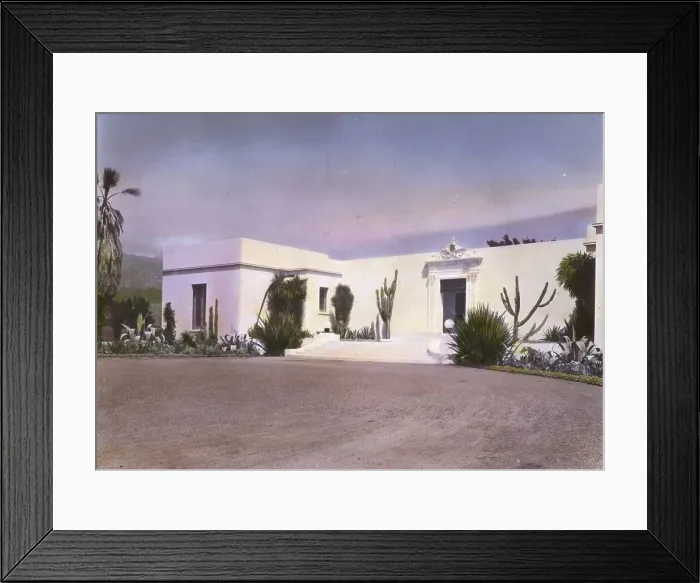 Framed Print : Solana, Frederick Forrest Peabody house, Eucalyptus Hill Road, Montecito, California, 1917. Creator: Frances Benjamin Johnston. Solana, Frederick Forrest Peabody house, Eucalyptus Hill Road, Montecito, California, 1917 Framed Print : Solana, Frederick Forrest Peabody house, Eucalyptus Hill Road, Montecito, California, 1917. Creator: Frances Benjamin Johnston. Solana, Frederick Forrest Peabody house, Eucalyptus Hill Road, Montecito, California, 1917