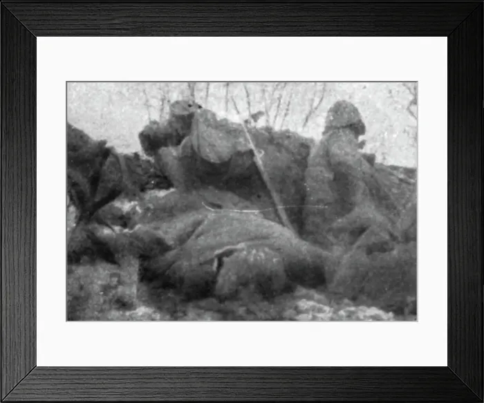 Framed Print : Une semaine de combats sur la rive gauche de la Meuse; 10 mars (13 heures). --Guetteur... 1916. Creator: Unknown Framed Print : Une semaine de combats sur la rive gauche de la Meuse; 10 mars (13 heures). --Guetteur... 1916. Creator: Unknown