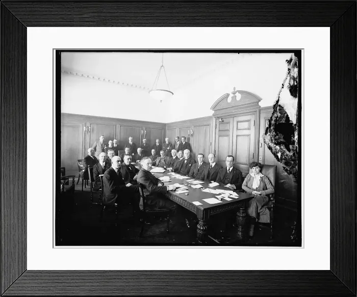 Framed Print : Red Cross (grp), between 1910 and 1920. Creator: Harris & Ewing. Red Cross (grp), between 1910 and 1920. Creator: Harris & Ewing Framed Print : Red Cross (grp), between 1910 and 1920. Creator: Harris & Ewing. Red Cross (grp), between 1910 and 1920. Creator: Harris & Ewing