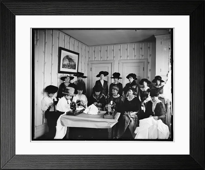Framed Print : Women at French Embassy, between 1910 and 1920. Creator: Harris & Ewing. Women at French Embassy, between 1910 and 1920. Creator: Harris & Ewing Framed Print : Women at French Embassy, between 1910 and 1920. Creator: Harris & Ewing. Women at French Embassy, between 1910 and 1920. Creator: Harris & Ewing