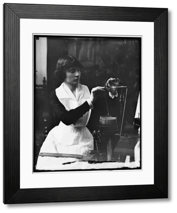 Framed Print : Mrs. H.H. Rogers, between 1910 and 1920. Creator: Harris & Ewing. Mrs. H.H. Rogers, between 1910 and 1920. Creator: Harris & Ewing Framed Print : Mrs. H.H. Rogers, between 1910 and 1920. Creator: Harris & Ewing. Mrs. H.H. Rogers, between 1910 and 1920. Creator: Harris & Ewing