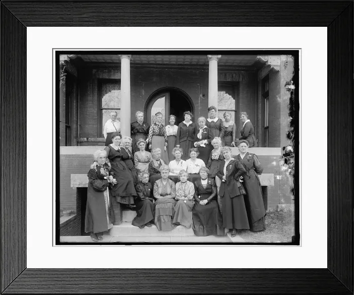 Framed Print : Legion of Loyal Women, between 1910 and 1920. Creator: Harris & Ewing. Legion of Loyal Women, between 1910 and 1920. Creator: Harris & Ewing Framed Print : Legion of Loyal Women, between 1910 and 1920. Creator: Harris & Ewing. Legion of Loyal Women, between 1910 and 1920. Creator: Harris & Ewing