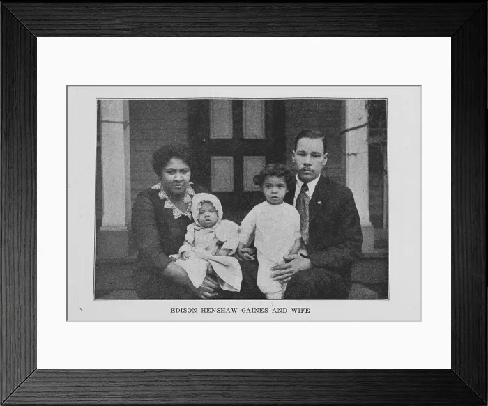 Framed Print : Edison Henshaw Gaines and wife, 1921. Creator: Unknown Framed Print : Edison Henshaw Gaines and wife, 1921. Creator: Unknown