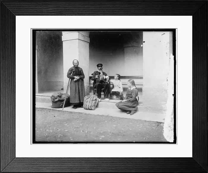 Framed Print : Red Cross, between 1910 and 1920. Creator: Harris & Ewing. Red Cross, between 1910 and 1920. Creator: Harris & Ewing Framed Print : Red Cross, between 1910 and 1920. Creator: Harris & Ewing. Red Cross, between 1910 and 1920. Creator: Harris & Ewing
