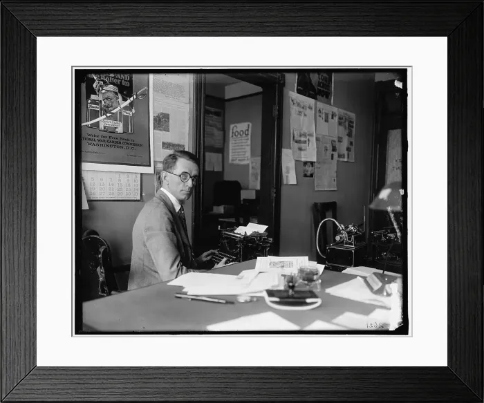 Framed Print : Russell T. Edward, between 1910 and 1920. Creator: Harris & Ewing. Russell T. Edward, between 1910 and 1920. Creator: Harris & Ewing Framed Print : Russell T. Edward, between 1910 and 1920. Creator: Harris & Ewing. Russell T. Edward, between 1910 and 1920. Creator: Harris & Ewing