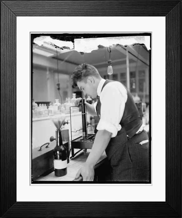 Framed Print : Treasury Dept. lab, between 1910 and 1920. Creator: Harris & Ewing. Treasury Dept. lab, between 1910 and 1920. Creator: Harris & Ewing Framed Print : Treasury Dept. lab, between 1910 and 1920. Creator: Harris & Ewing. Treasury Dept. lab, between 1910 and 1920. Creator: Harris & Ewing