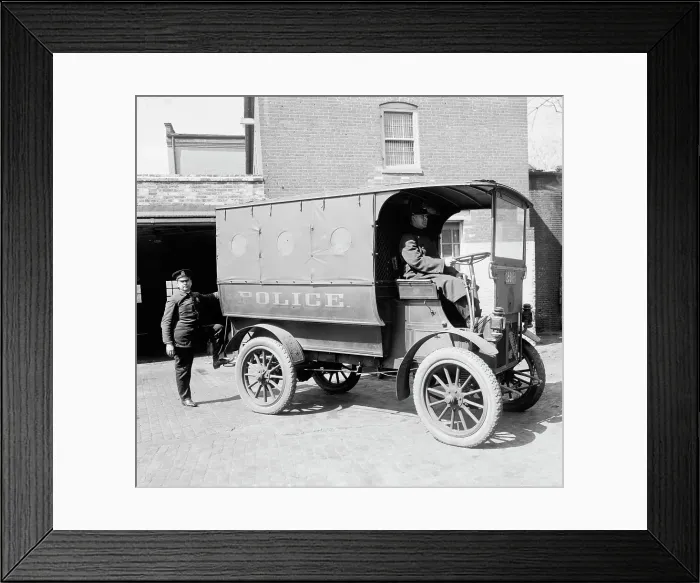 Framed Print : Franklin Motor Car Co. between 1910 and 1920. Creator: Harris & Ewing. Franklin Motor Car Co. between 1910 and 1920. Creator: Harris & Ewing Framed Print : Franklin Motor Car Co. between 1910 and 1920. Creator: Harris & Ewing. Franklin Motor Car Co. between 1910 and 1920. Creator: Harris & Ewing