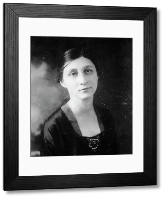 Framed Print : Alice Schoemaker, Palmer Campaign, between 1910 and 1920. Creator: Harris & Ewing. Alice Schoemaker, Palmer Campaign, between 1910 and 1920. Creator: Harris & Ewing Framed Print : Alice Schoemaker, Palmer Campaign, between 1910 and 1920. Creator: Harris & Ewing. Alice Schoemaker, Palmer Campaign, between 1910 and 1920. Creator: Harris & Ewing