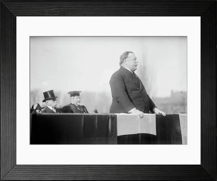 Framed Print : William Howard Taft, Soldiers And Sailors Monument, 1910. Creator: Harris & Ewing. William Howard Taft, Soldiers And Sailors Monument, 1910. Creator: Harris & Ewing Framed Print : William Howard Taft, Soldiers And Sailors Monument, 1910. Creator: Harris & Ewing. William Howard Taft, Soldiers And Sailors Monument, 1910. Creator: Harris & Ewing