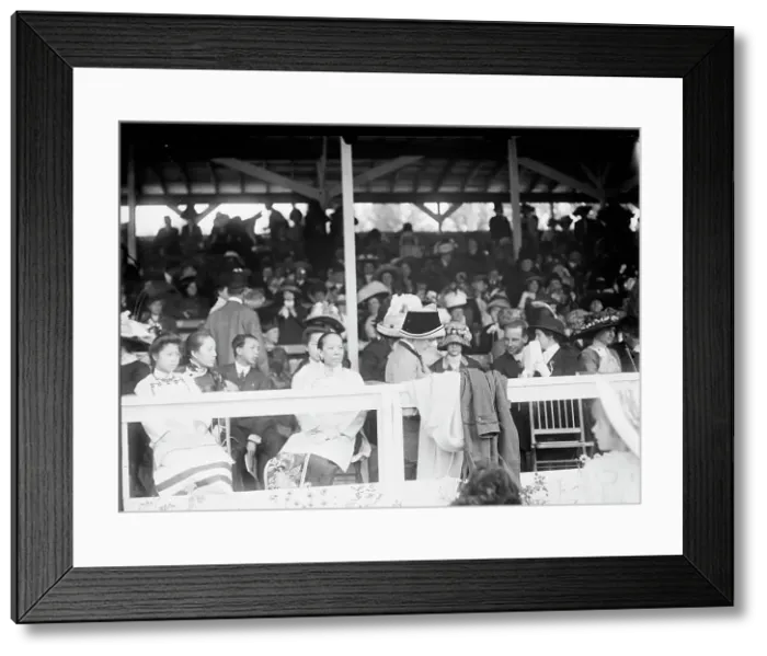 Framed Print : Horse Shows - Lady From Chinese Legation, 1911. Creator: Harris & Ewing. Horse Shows - Lady From Chinese Legation, 1911. Creator: Harris & Ewing Framed Print : Horse Shows - Lady From Chinese Legation, 1911. Creator: Harris & Ewing. Horse Shows - Lady From Chinese Legation, 1911. Creator: Harris & Ewing