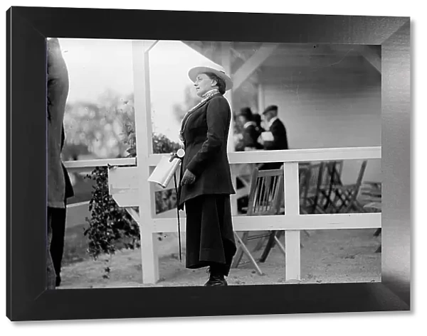 Horse Shows - Mrs. J. Carleton Semple of New York, 1911. Creator: Harris & Ewing. Horse Shows - Mrs. J. Carleton Semple of New York, 1911. Creator: Harris & Ewing