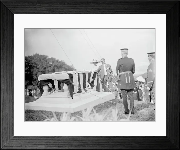 Framed Print : Pierre L'Enfant, Major of France - Dedication of Tomb And Memorial At Arlington, April 28, 1909. Creator: Harris & Ewing. Pierre L'Enfant, Major of France - Dedication of Tomb And Memorial At Arlington, April 28, 1909. Creator: Harris & Ewing Framed Print : Pierre L'Enfant, Major of France - Dedication of Tomb And Memorial At Arlington, April 28, 1909. Creator: Harris & Ewing. Pierre L'Enfant, Major of France - Dedication of Tomb And Memorial At Arlington, April 28, 1909. Creator: Harris & Ewing
