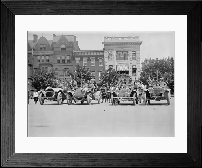 Framed Print : U.S. Army - Motorized Anti-Aircraft Battery, 1910. Creator: Harris & Ewing. U.S. Army - Motorized Anti-Aircraft Battery, 1910. Creator: Harris & Ewing Framed Print : U.S. Army - Motorized Anti-Aircraft Battery, 1910. Creator: Harris & Ewing. U.S. Army - Motorized Anti-Aircraft Battery, 1910. Creator: Harris & Ewing