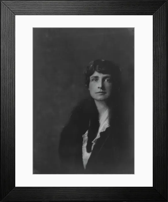 Framed Print : Davis, Sheldon, Mrs. portrait photograph, 1917 June 11. Creator: Arnold Genthe Framed Print : Davis, Sheldon, Mrs. portrait photograph, 1917 June 11. Creator: Arnold Genthe