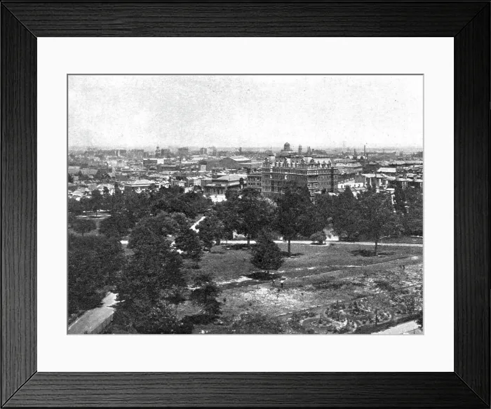 Framed Print : Melbourne; Les Terres Du Pacifique, 1914. Creator: Unknown Framed Print : Melbourne; Les Terres Du Pacifique, 1914. Creator: Unknown