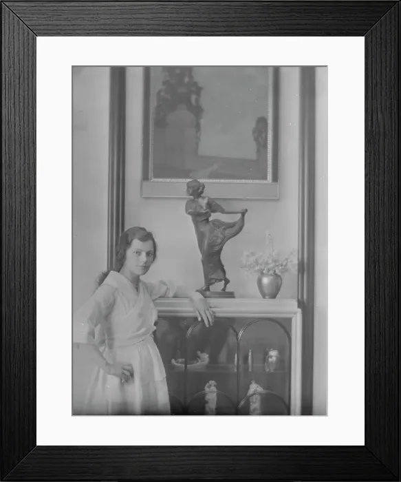 Framed Print : Mrs. Harris Stoehr, portrait photograph, 1918 June 3. Creator: Arnold Genthe Framed Print : Mrs. Harris Stoehr, portrait photograph, 1918 June 3. Creator: Arnold Genthe