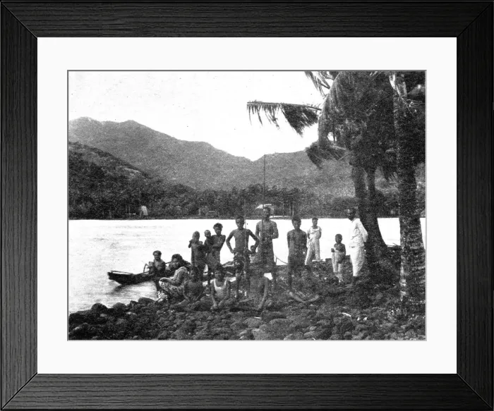 Framed Print : Indigenes des environs d'Apia (iles Samoa); Les Terres Du Pacifique, 1914. Creator: Unknown Framed Print : Indigenes des environs d'Apia (iles Samoa); Les Terres Du Pacifique, 1914. Creator: Unknown