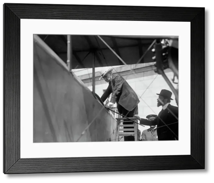 Framed Print : Curtiss Biplane 2 Engines, with Floats... 1917. Creator: Harris & Ewing. Curtiss Biplane 2 Engines, with Floats... 1917. Creator: Harris & Ewing Framed Print : Curtiss Biplane 2 Engines, with Floats... 1917. Creator: Harris & Ewing. Curtiss Biplane 2 Engines, with Floats... 1917. Creator: Harris & Ewing