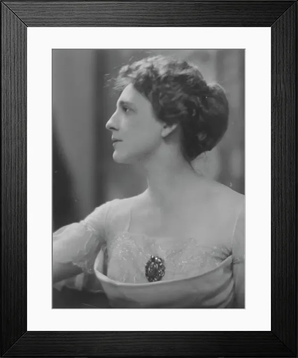 Framed Print : Dodge, D. Miss, portrait photograph, 1916. Creator: Arnold Genthe Framed Print : Dodge, D. Miss, portrait photograph, 1916. Creator: Arnold Genthe
