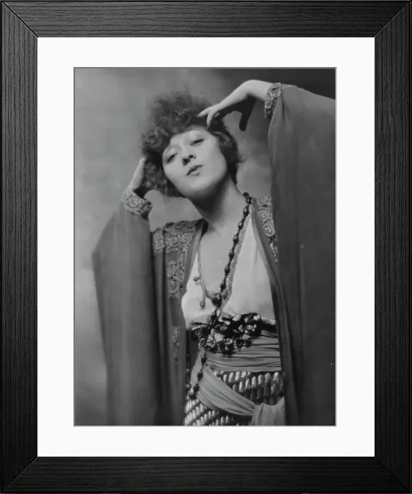 Framed Print : Dolly sister, portrait photograph, 1916. Creator: Arnold Genthe Framed Print : Dolly sister, portrait photograph, 1916. Creator: Arnold Genthe