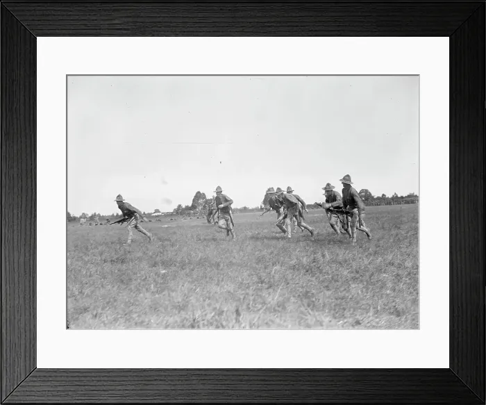 Framed Print : National Guard of D.C. - Field Tactics, 1915. Creator: Harris & Ewing. National Guard of D.C. - Field Tactics, 1915. Creator: Harris & Ewing Framed Print : National Guard of D.C. - Field Tactics, 1915. Creator: Harris & Ewing. National Guard of D.C. - Field Tactics, 1915. Creator: Harris & Ewing