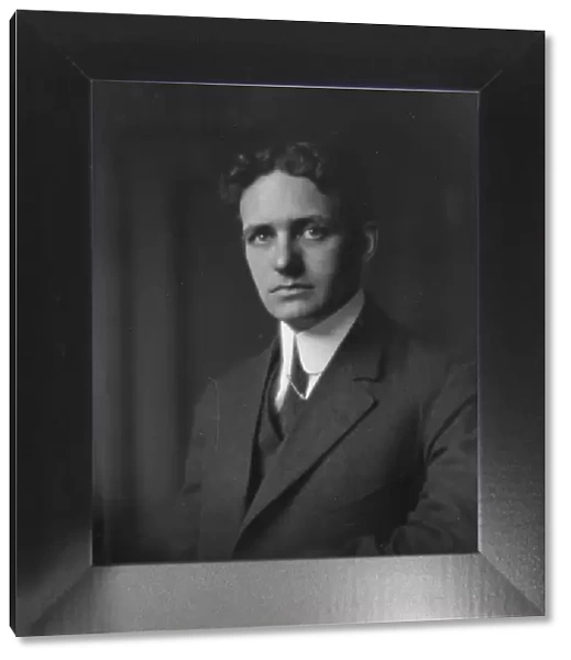 Duquesne, Mr. portrait photograph, 1913. Creator: Arnold Genthe